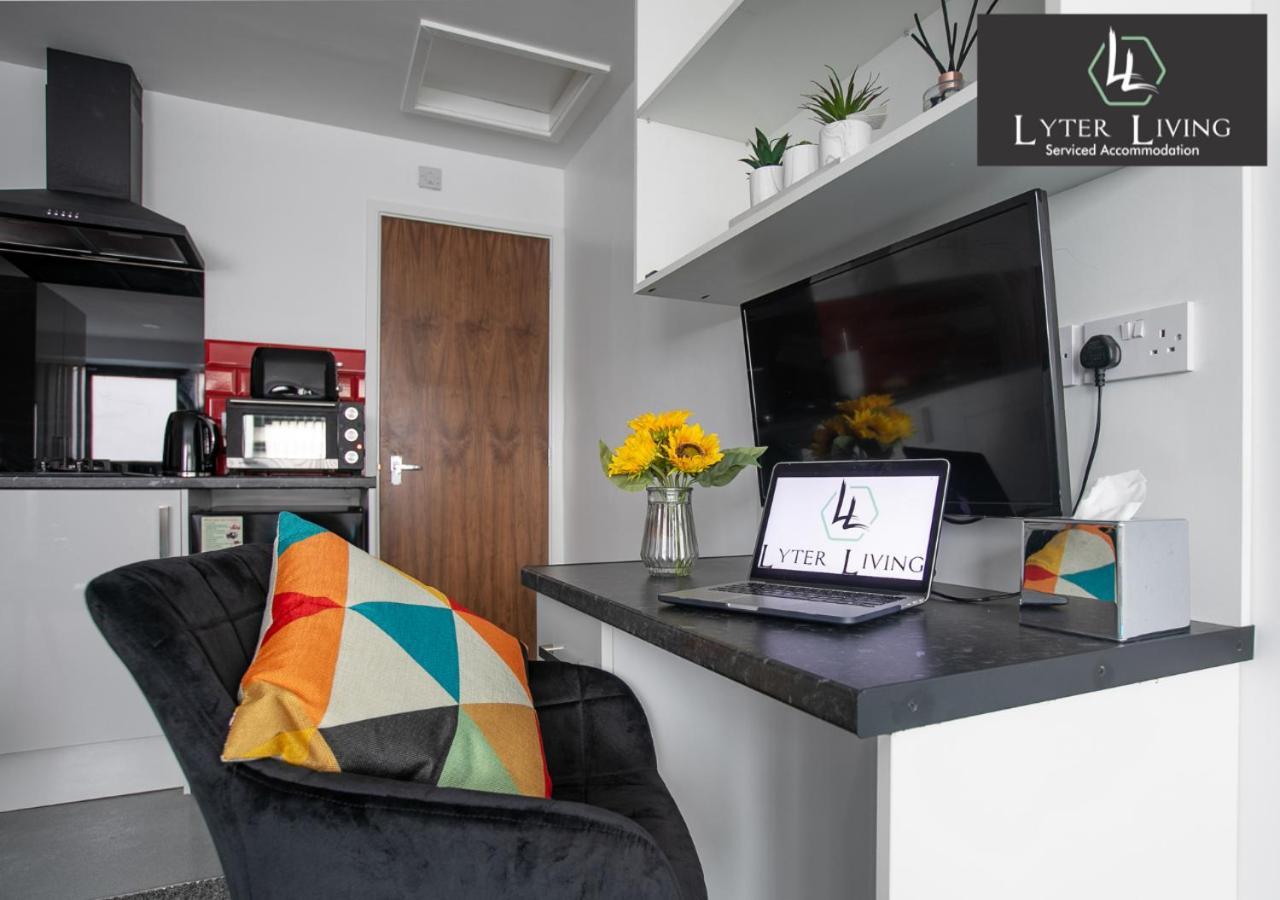 Studio Apartments By Lyter Living Desks & Wifi - Monthly Stays Available Leicester Exterior photo